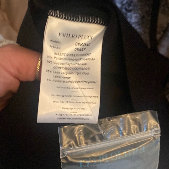 Emilio Pucci runway collection silk sweater with lace insets front and back - Picture 5 of 7